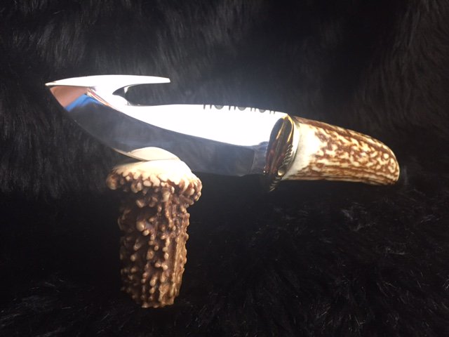 bocephusknives's tweet photo. Follow @bocephusknives to see our New line of Custom Skinning Knives on https://t.co/pMbM23qmNr https://t.co/rYJwswM0xn