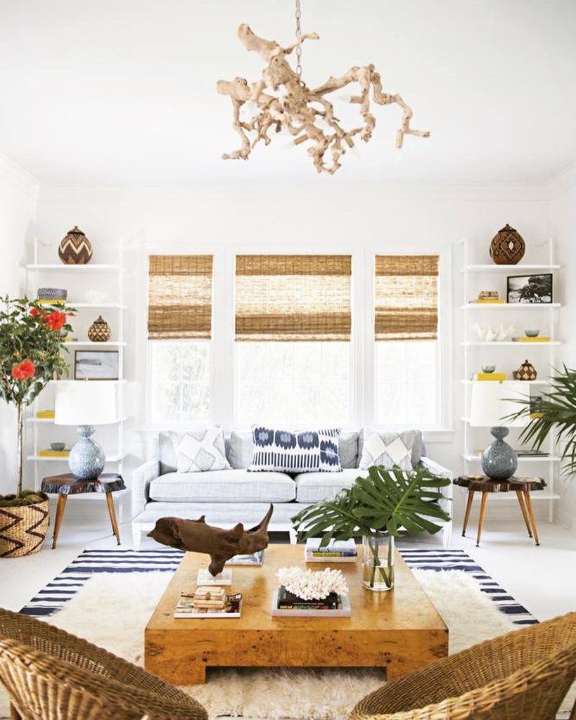 casslavalle's tweet photo. ive got beach vibes on the brain! showing you how to get that beach cottage look on the bl… https://t.co/Du8X03KBpp https://t.co/Y3ehsE1DKn