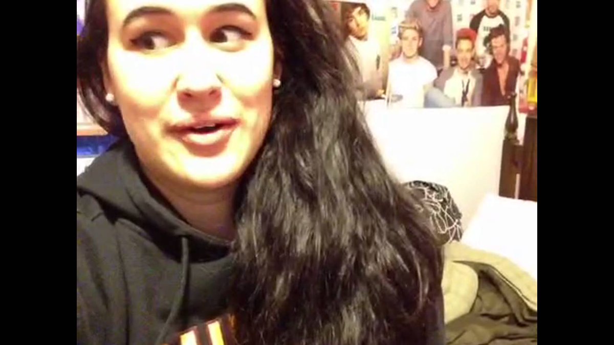 y_tarifleri's tweet image. #Vine #searchvine #twittervideos Trending on Vine 5SOSFAM Vines Compilation – February 17,… video-izle.net/trending-on-vi…