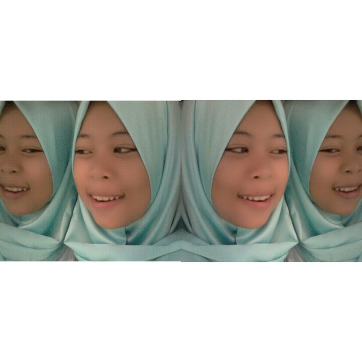 RiemaAna's tweet photo. Bayangan kau bercumbu dengan si dia yang selalu menghantui diriku ini https://t.co/I6AAYZfrqH