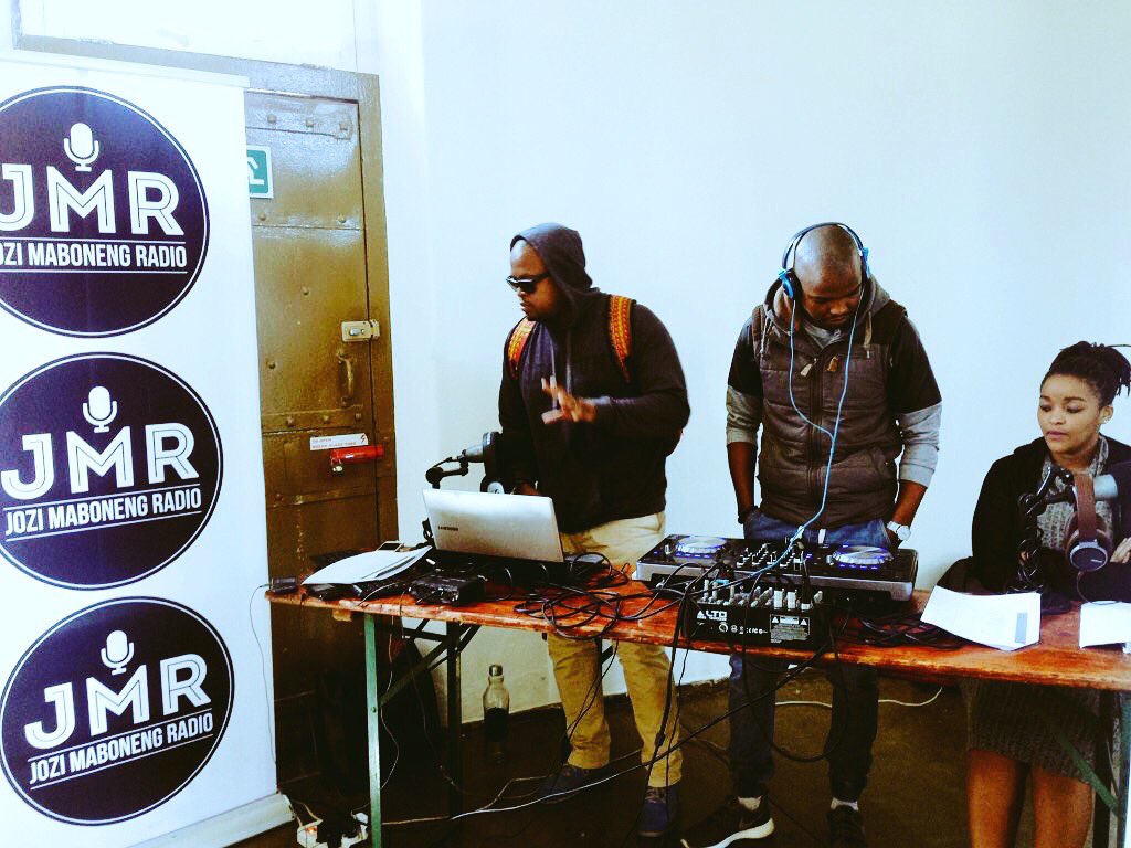 JoziMRadio's tweet photo. Join @NgwakoSA, @TASHELECTRIC, @verona_vee &amp; @Adolf_SA Saturdays from 09:00 to 12:00 it's @SoundOfWeekend https://t.co/g9DONEzn9l