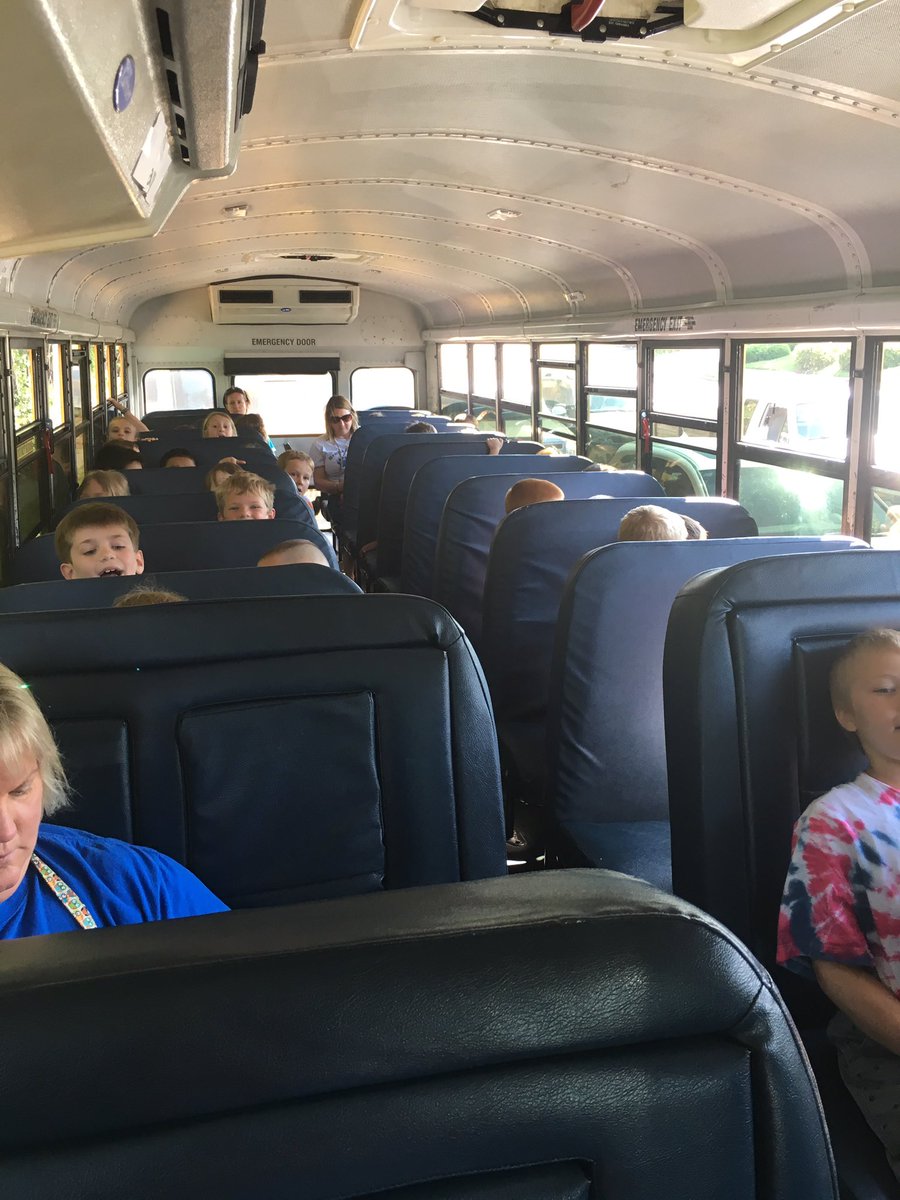 pfoushee's tweet photo. And we are off! Last field trip as first graders! #brassfieldproud https://t.co/hKAI0GnYqk