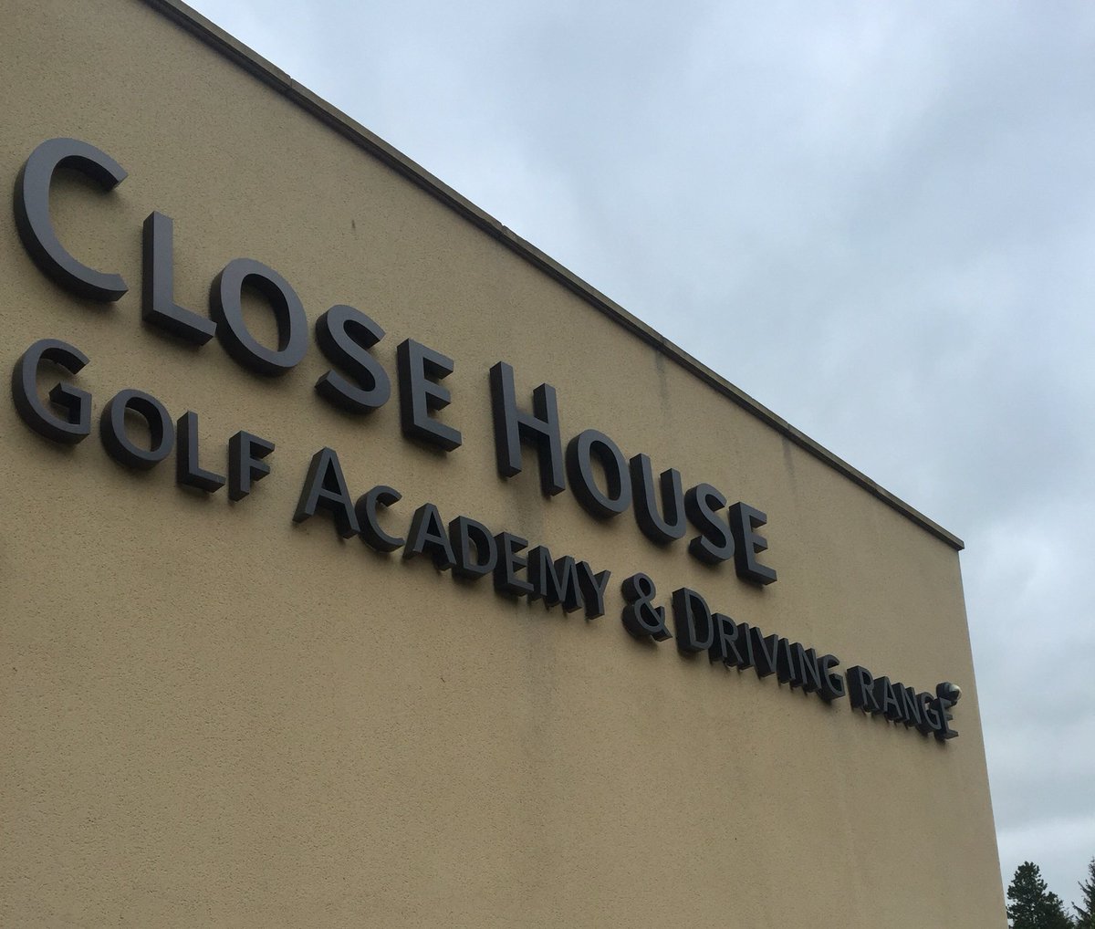 AceEventsMgmt's tweet photo. Our hard working girls at @CloseHouseGolf today for The Collingwood Insurance Masters #golf #northeast #models https://t.co/YKM31zOwHS