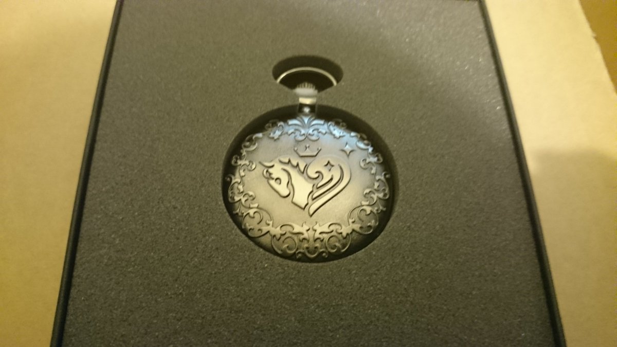 Sanno_HiPiSm's tweet photo. という訳で、荒木比奈の懐中時計が届きました！ こころペイント特訓後でしたっ！
 #4th物理報酬 https://t.co/w0vkY7g3sb