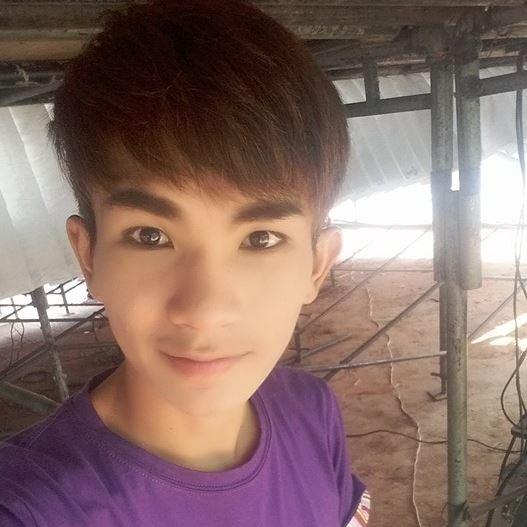 gnailok's tweet photo. I am streaming on #BIGOLIVE > ทักทายคาบ. Join now! https://t.co/XrlknWRMVG https://t.co/q7u2ZYwCis