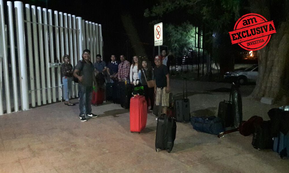 periodicoam's tweet photo. #ReportajeAM Defraudan a universitarios con congresos ‘fantasmas’ https://t.co/BIrf94iIVS https://t.co/AtrmQivr7W