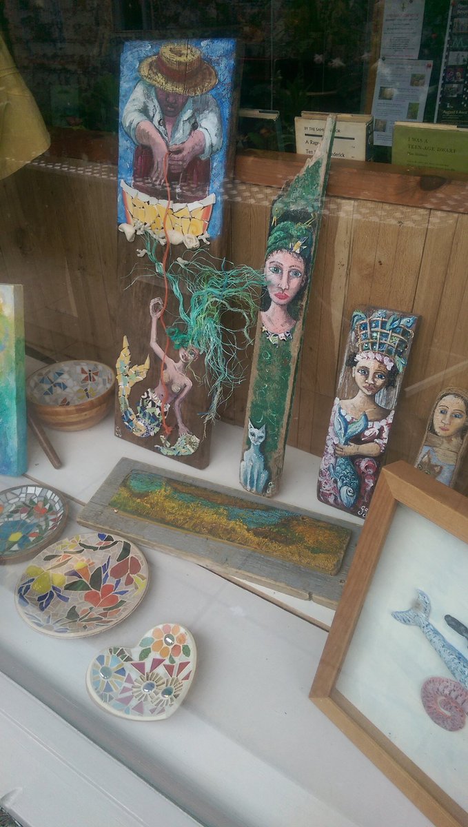 Looking good in the Pookashop window today :) #cardigan #localart #folkart #gallery #shoplocal