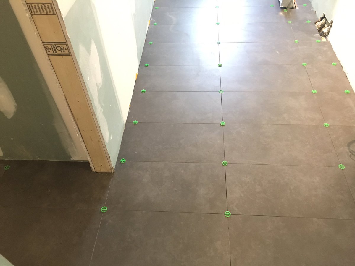 kclrenovations's tweet photo. Floor tile installed. #Oakville #Bathroom #Renovation @kclrenovations #FactoryTileDepot https://t.co/iGEPLkYlfe