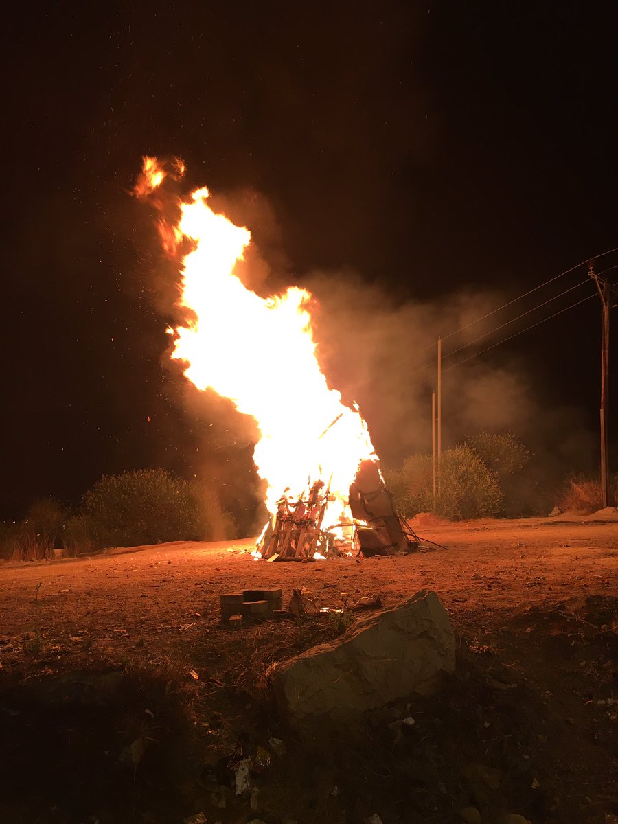 WorthyProducer's tweet photo. Light it up tonight y'all https://t.co/RjlvfWilzA