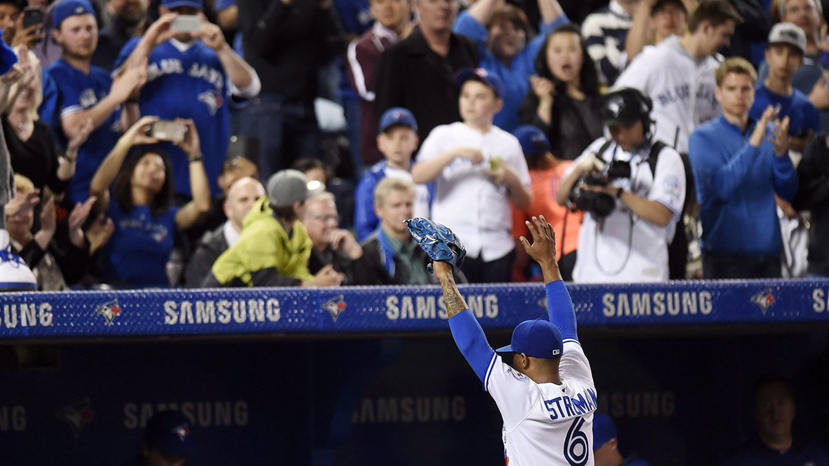 Sportsnet's tweet image. .@MStrooo6 credits Toronto fans for role in Raptors’ success sprtsnt.ca/1WiUMOU (Via @ShiDavidi)