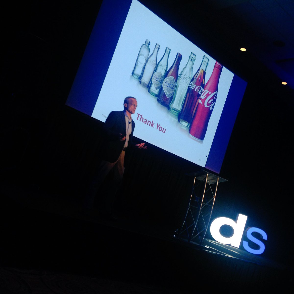 KTownsend1's tweet photo. Wise storytelling words from @tgoudie  #DSATL16 @DigitalSummit_ https://t.co/XN0avfhxYa