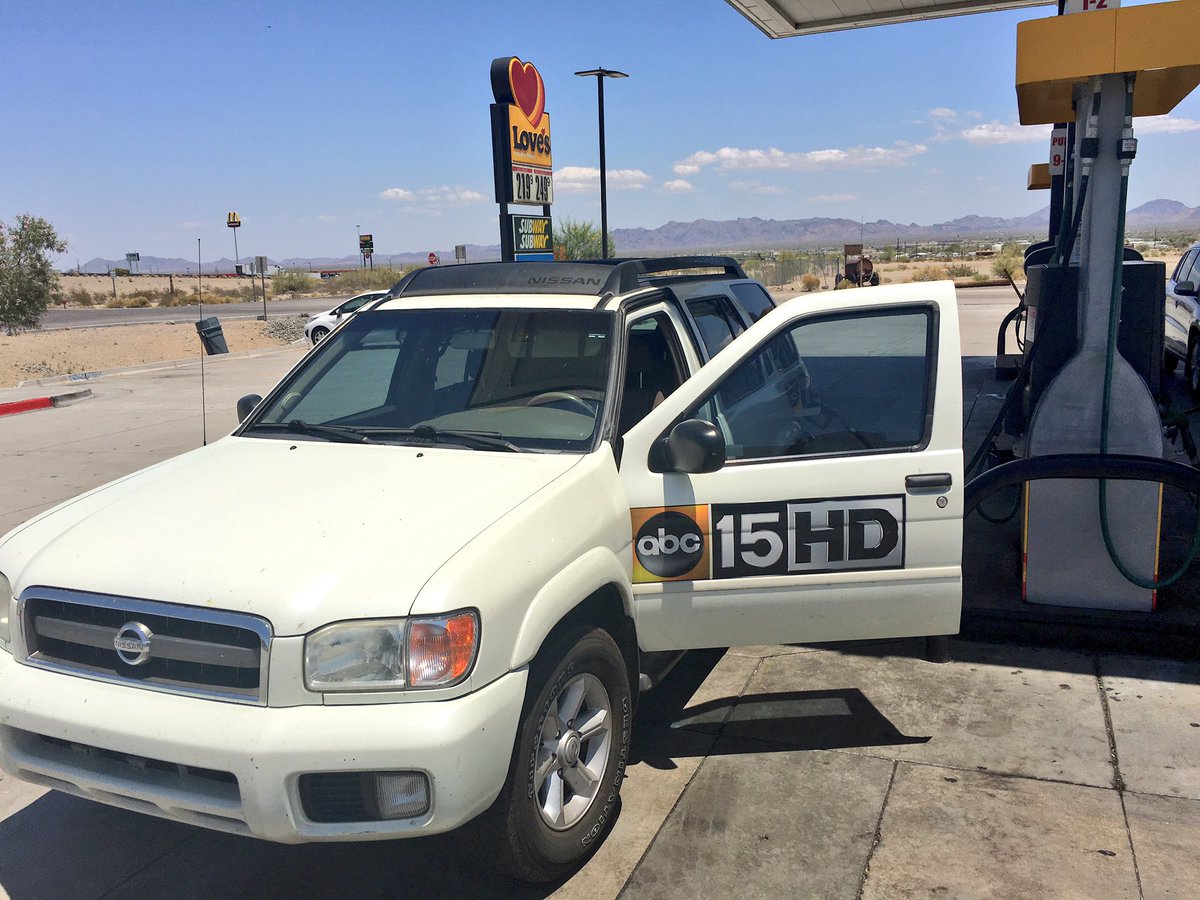 dannybavaro's tweet photo. It's 84Β° and slightly breezy in #Quartzsite, Arizona. Is #Quartzsite trending on Twitter yet? #abc15 #abcwx https://t.co/xIHa0V1A1D