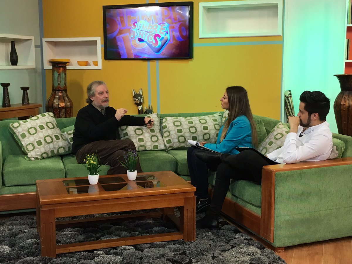 Educbiobio's tweet photo. @andrespalmai en Matinal @matinaltvu explicando los principales alcances de la Ley de Inclusión #ReformaEducacional https://t.co/bcG15QwMau