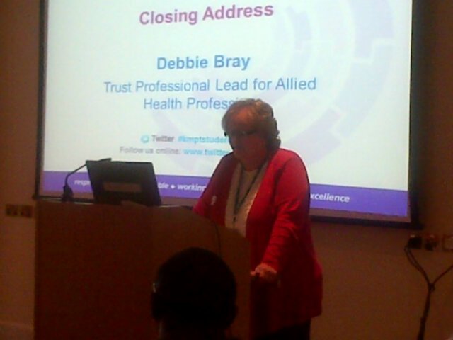 kmmh_nhs's tweet photo. Closing address by Debbie Bray Lead AHP. Reflecting on our resilient students. We can do it!  #kmptstudentconf https://t.co/sQ5ggTWV4F