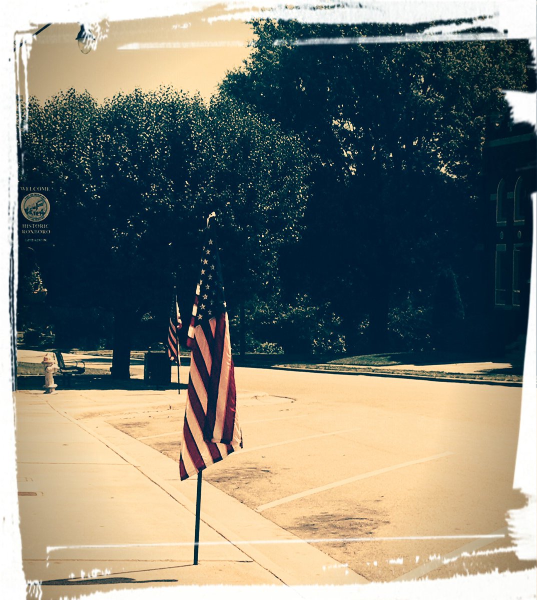 RoxboroChamber's tweet photo. It's looking a lot like Memorial Day weekend in Historic Downtown Roxboro! #roxborochamber #USA https://t.co/CsQO7wFHwl
