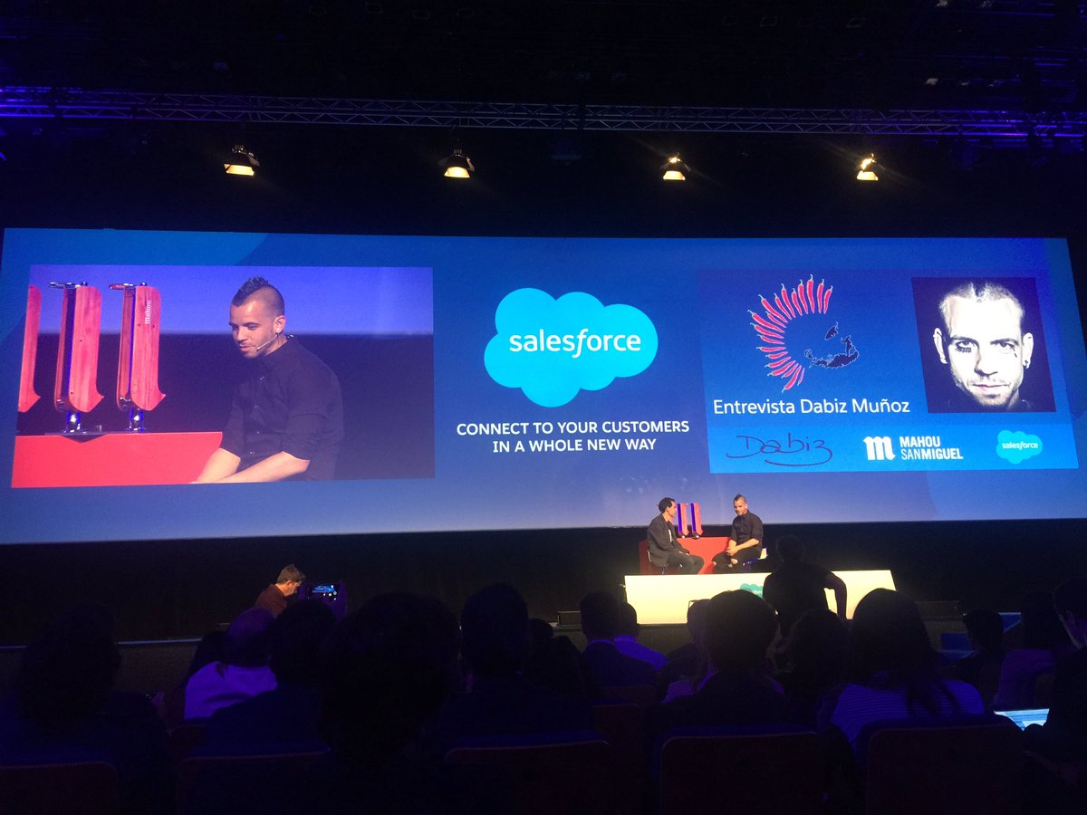 Como termina esto!!! 2 grandes on stage <a href="/arseotero/">Arsenio Otero (he/him)</a> y <a href="/Dabizdiverxo/">Dabizdiverxo</a> en #salesforcemadrid ! Grandes