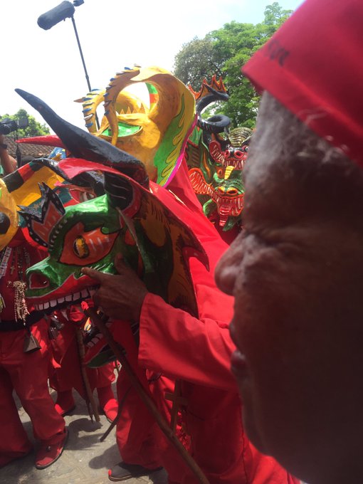 View image on Twitter