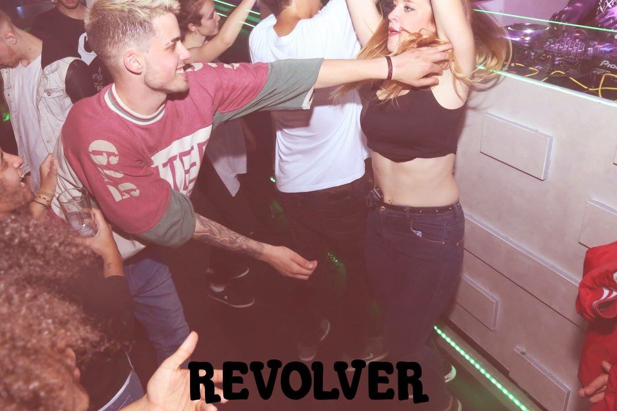 RevolverClubAlc's tweet photo. #lastRevolver 🙋🏼🔥 https://t.co/AvUsC2DnDJ