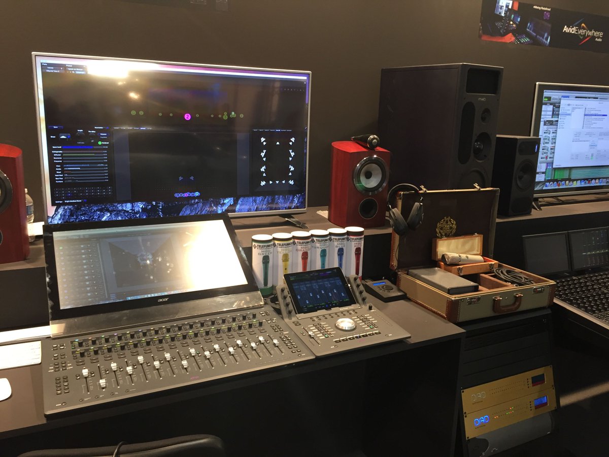 CSS_Audiovisual's tweet photo. Telefunken ELA 251E, B&W 805 D3, PT Dock & S3, DAD AX32, DSpatial......
#AX32 #dadAX32 #telefunkenmics #elam251 https://t.co/yLINxrH8bf