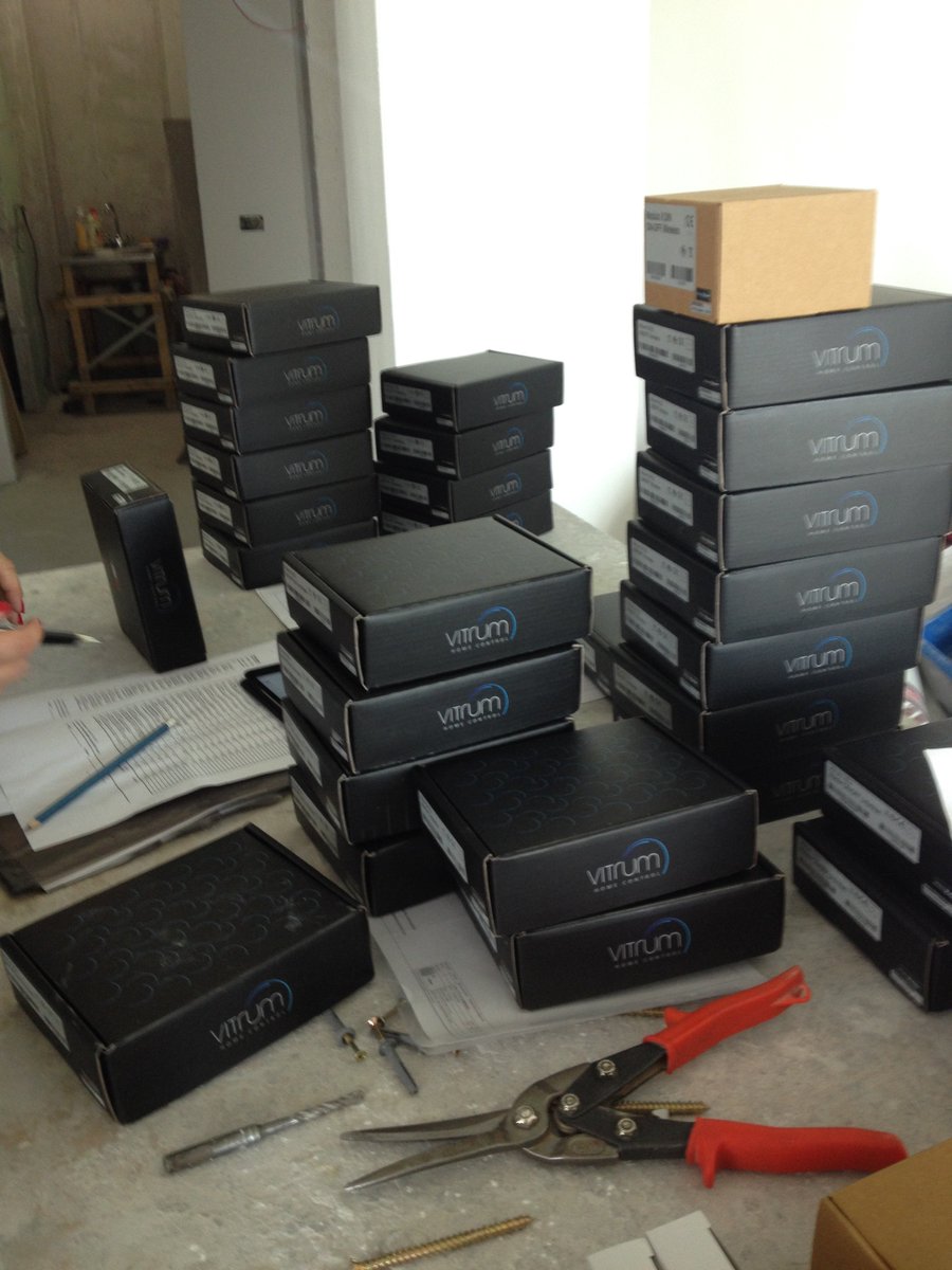 bezum_dom's tweet photo. #Liveinstall #Smarthome #Lowvoltagetech #VitrumDesign #Z-Wave https://t.co/MEoxvbj7Uu