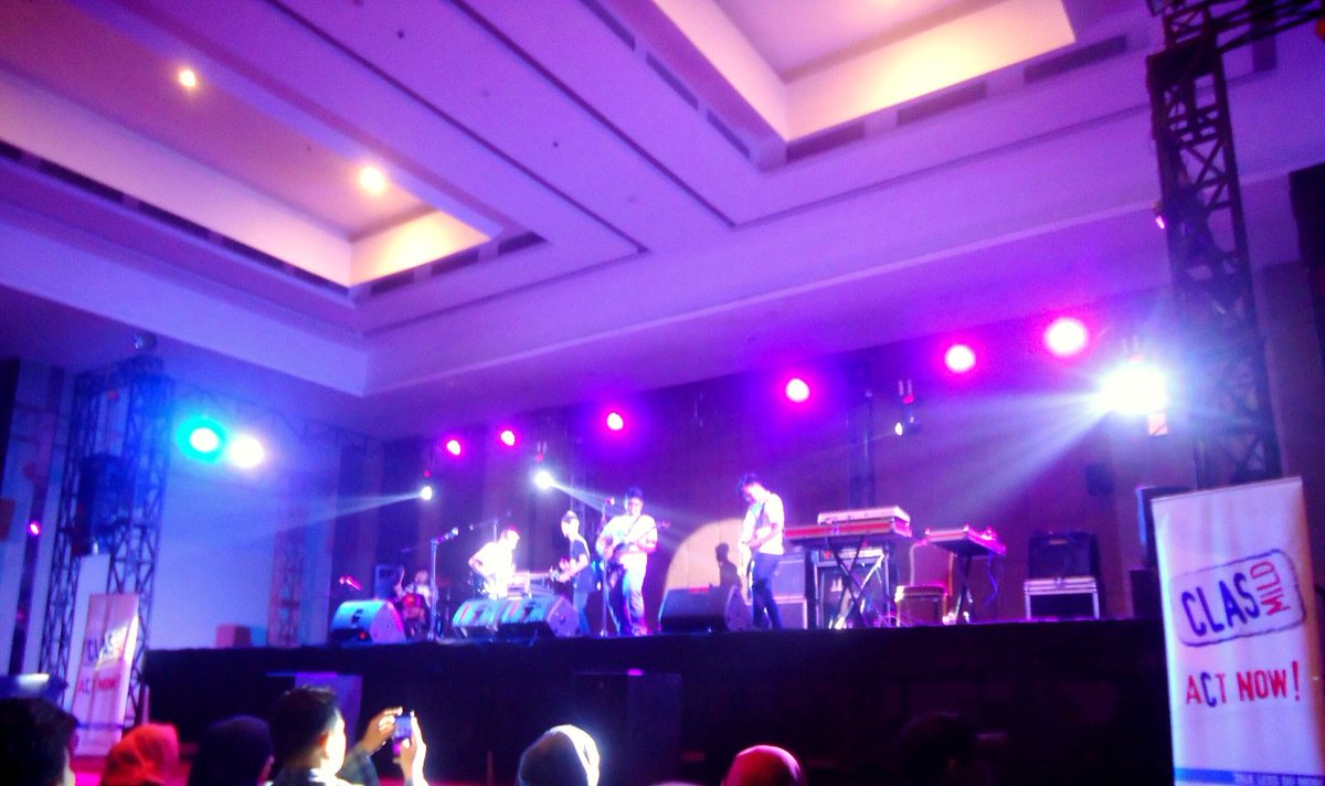 #throwback At #Monostereo2016 <a href="/60momars/">60 Minutes On Mars</a>