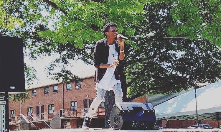 Paul W. Croswell (@iampaulkrost) on Twitter photo It's a wonderful day in the neighborhood. #love #music #motivation #objective16 (#rp from <a href="/suzybruun/">Suzy Bruun</a>) It's a wonderful day in the neighborhood. #love #music #motivation #objective16 (#rp from <a href="/suzybruun/">Suzy Bruun</a>)
