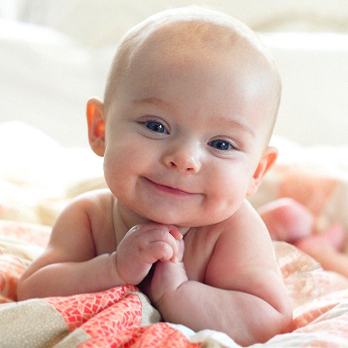 Kinnecting's tweet photo. The One Thing I Wish Someone Had Told Me About Having a Baby https://t.co/1at8b6sHTg https://t.co/NylPXhIZnW