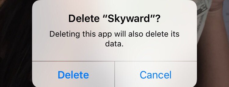 Queit_Wyatt's tweet image. All #Seniors2016 let's have a quick prayer 🙏🏻👼🏻