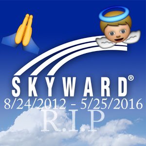 Queit_Wyatt's tweet image. All #Seniors2016 let's have a quick prayer 🙏🏻👼🏻