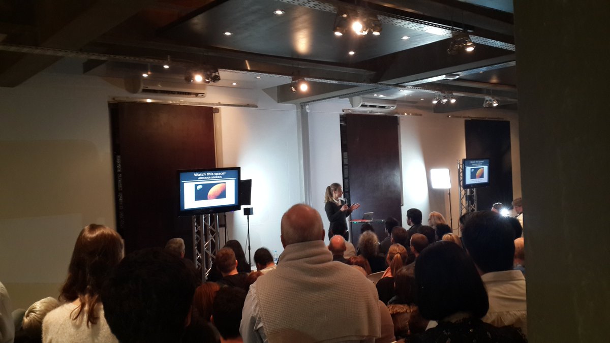 heavychef's tweet image. Getting into quantam mechanics at #heavychef with Dr @adrianamarais. #gettingdeep #wow