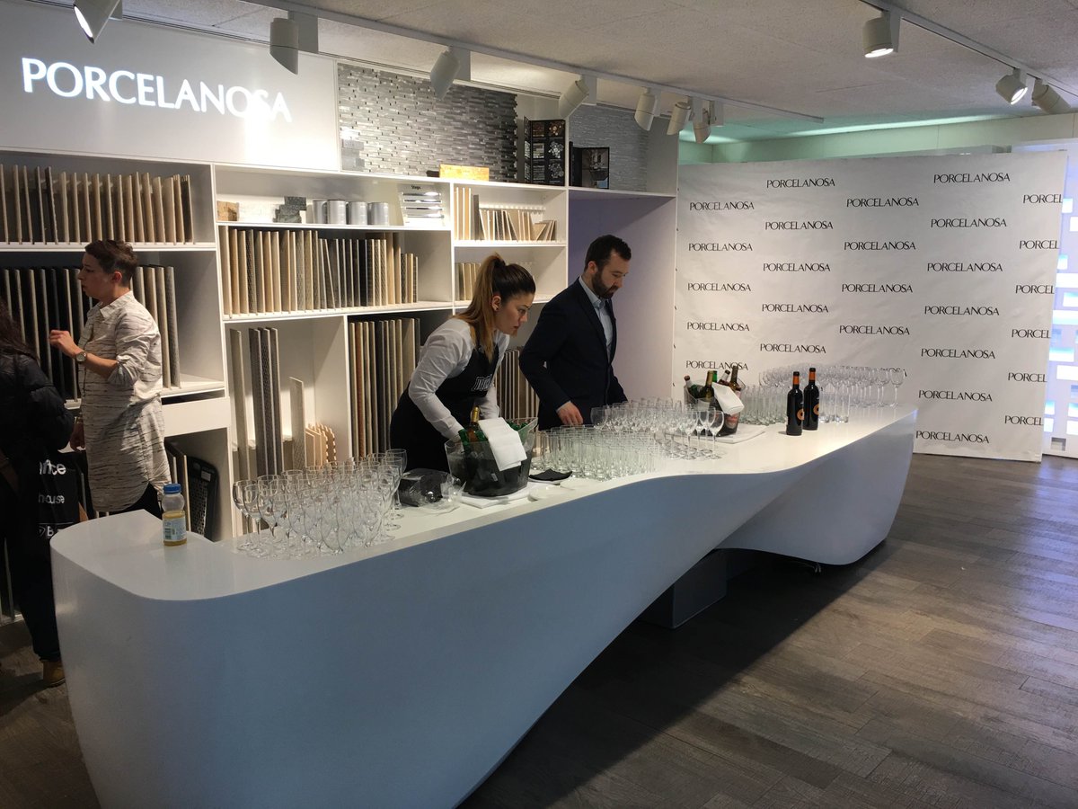 Porcelanosa_EN's tweet photo. โข @CDWfestival: 2nd Day
Porcelanosa Party today. Celebrating the design festival.
Come to visit us. #CDW2016 https://t.co/CxfAXK6QxG