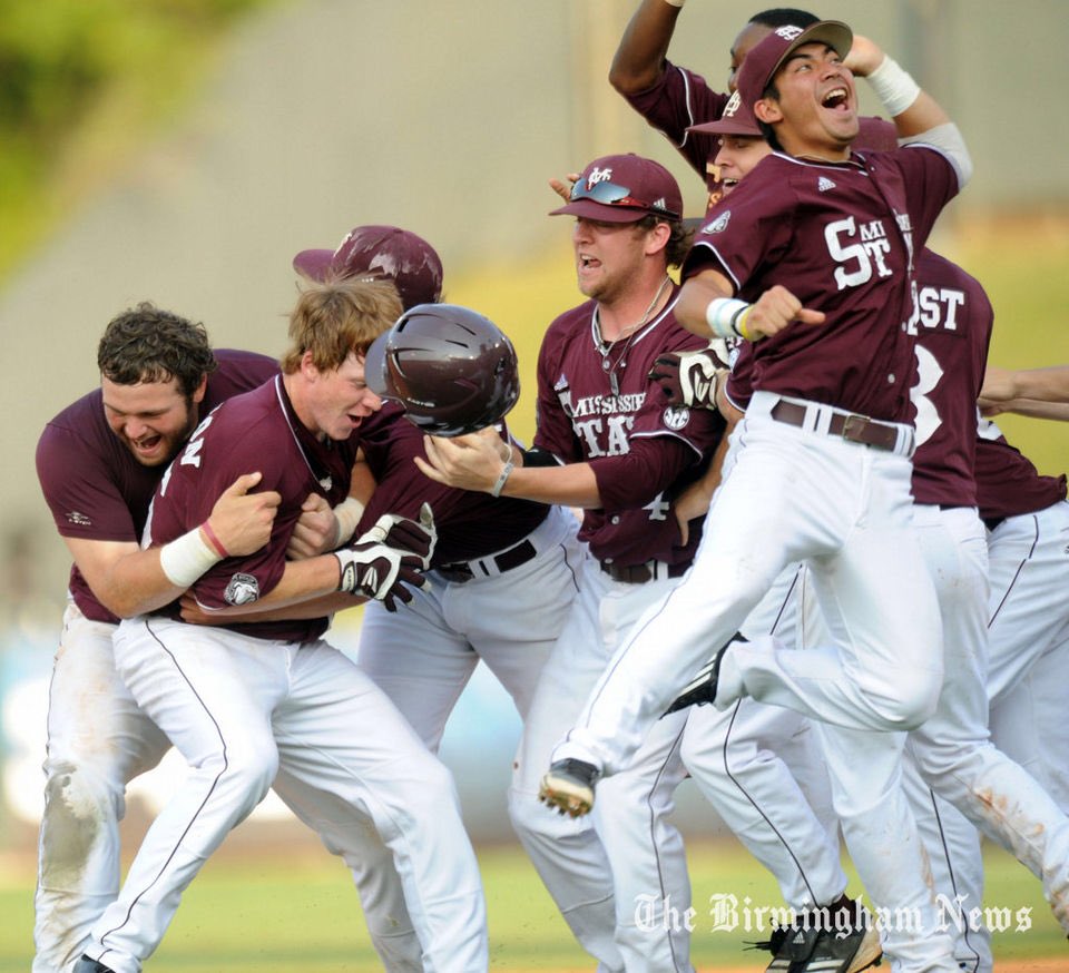 MSUhistory's tweet photo. 5/25/2012- Luis Pollorena's sac fly tied it in the 9th &amp; Matt Britton hit the game-winner in the 10th.
MSU 4
LSU 3 https://t.co/nq4goLAJ3W