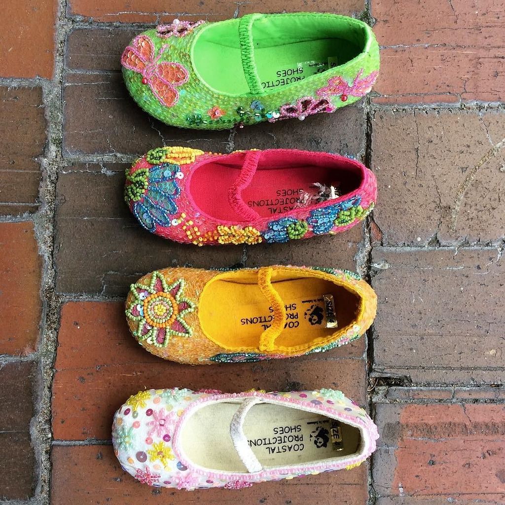 GiggleMoon1's tweet photo. Yes M'am!! Nothing but the best for those little piggies☝️ #showstoppers #sequin #ifitdoes… https://t.co/Nwtx24W72r https://t.co/gcidqhggfp