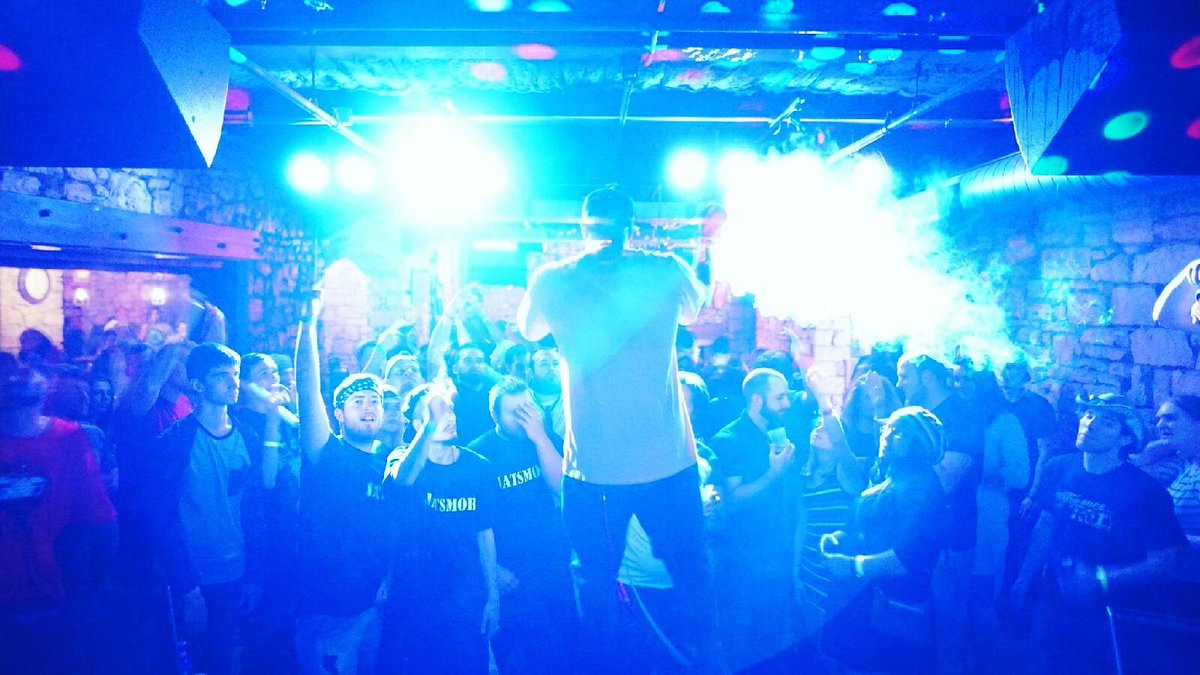 TheNewKuttyCal's tweet photo. It's a blessing to perform for my fans! 

For tour dates hit up
⬇⬇⬇⬇⬇⬇⬇⬇⬇⬇⬇⬇⬇
https://t.co/HEEgJuKSdv https://t.co/nYStEZZm9j