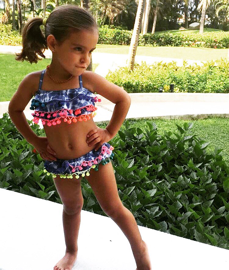 PilyQmx's tweet photo. El estilo y glamour es inevitable en un bikini #PilyQ 👙👧💁 #pilyqgirls #glamour #style #gardensantafe #mexico #pompom https://t.co/UEdd6UIonG