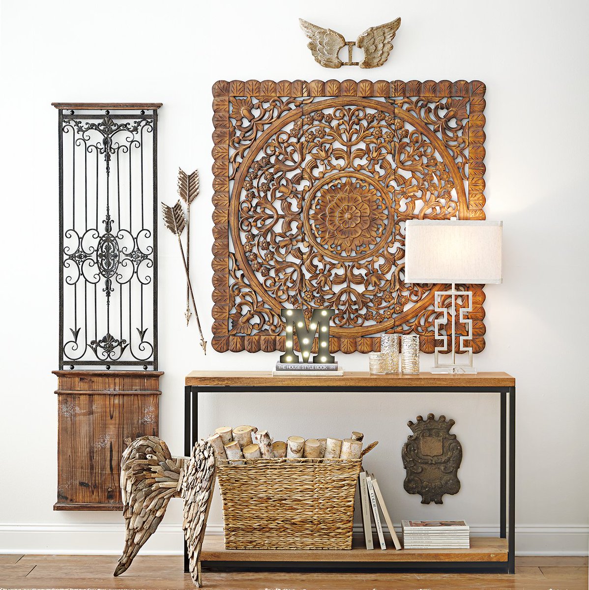 HomeDecorators's tweet image. Go big. Go bold. bit.ly/1lm44JQ #statementmaker #decoridea