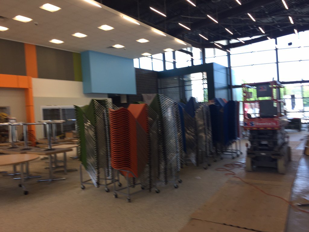 mrspelko's tweet photo. Update....SMS! Commons area! Auditorium! https://t.co/BJBwC1tEjx