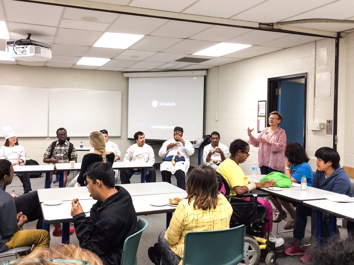 jenniferhulley's tweet photo. Thank you @humbercollege &amp; @irene5787 for a fab day for #TheHarvestSpoon students! @PeelSchools #culinary #skills https://t.co/C5vrt6vwBG