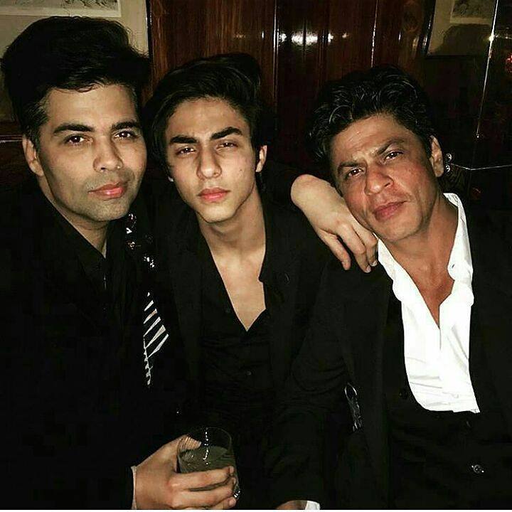OnlyTalkies's tweet photo. Handsome Boys ❤❤ SRK,Aryan,Karan Johar at karan's birthday bash in London. #bollywoodactor #bollywoodlovers #bollyw… https://t.co/Mo9bMxHTMr