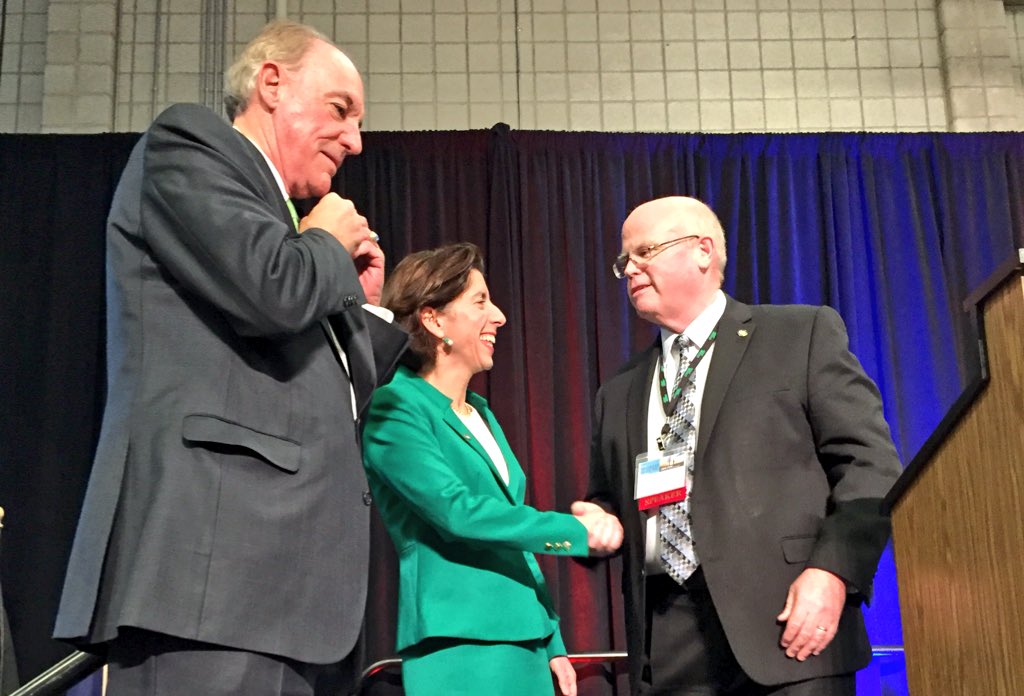 GovRaimondo's tweet image. We're hard at work to make RI the place biz wants to be.  TY @ChafeeCenter for today's insightful discussion #WTDRI