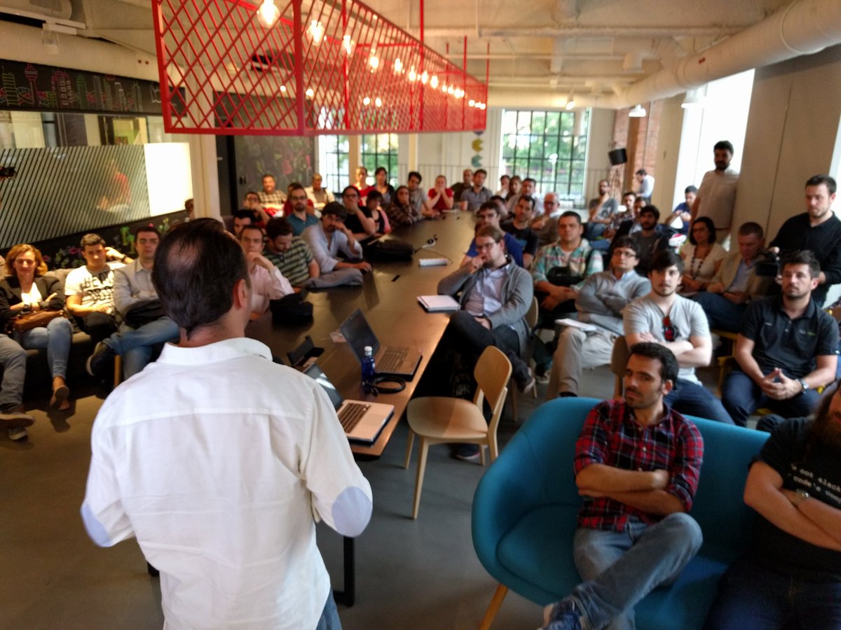 Packed house (75+) and a waiting list at first Madrid <a href="/OpenDaylightSDN/">OpenDaylight Project</a> User Group! Glad to visit, talk and hype it.