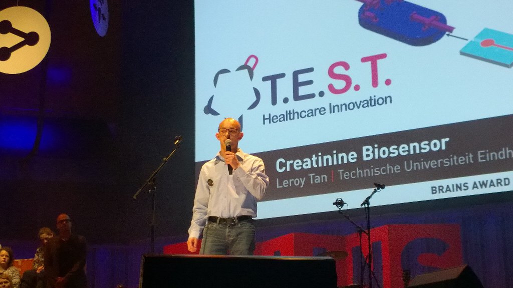 TESTbiosensor's tweet image. Leroy just finished with the pitch #TESTbiosensor #BrainsAward #Pitch06