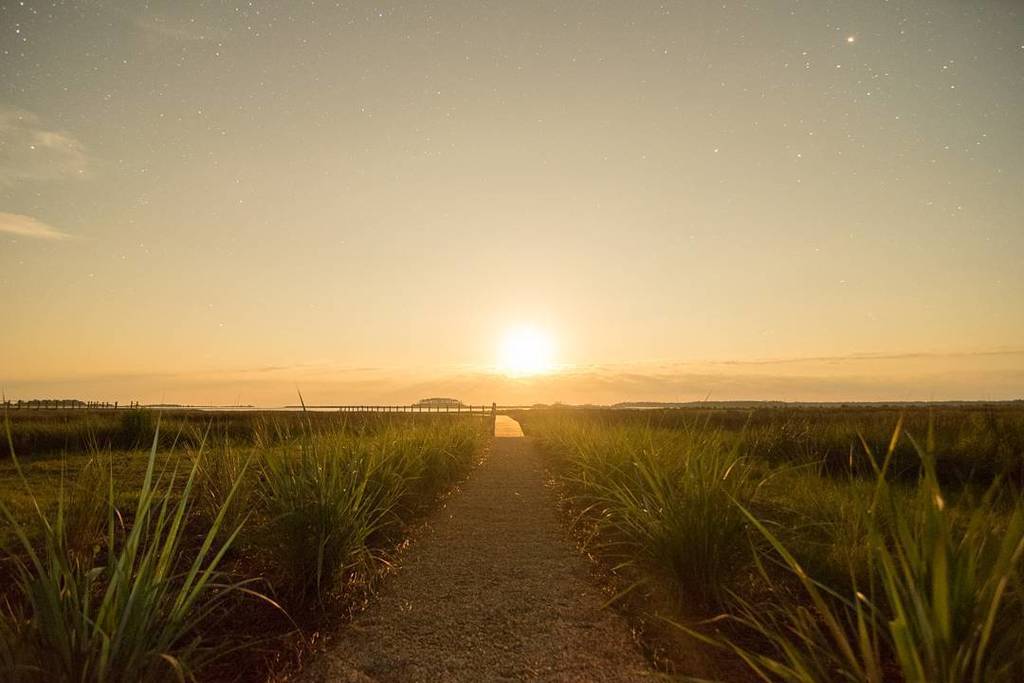 Insta_RaspPi's tweet photo. https://t.co/cGR49giIoy - #BeyondThisMoment… #BlogCabin #1am #nightlapse #25sec #fullmoon… https://t.co/A0hodqk4Yj https://t.co/EmkNutvzmw