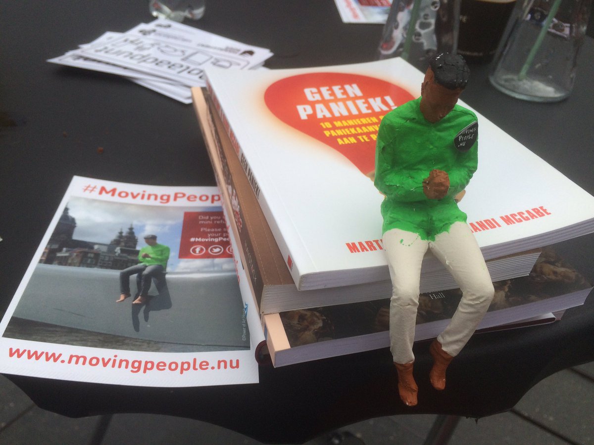 Leuk! #kennisfestival!Inspirerend, top sfeertje en ook met maatschappelijk tintje #movingpeople / beeldje gekocht