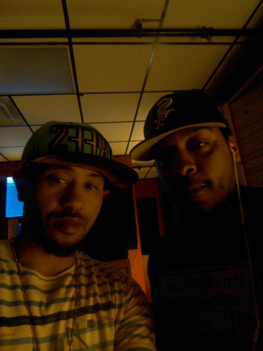 At Dunny studio with Leek COLEMAN,krills,Ms karma putting in some work