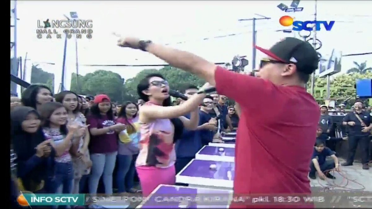 InboxSCTV_'s tweet photo. .@gadiiing sama @KarthykaPutri semangat banget nilai Indira! Katanya Yes banget. Setuju gak kalian? #Nginbox https://t.co/9xHDPtOn5r