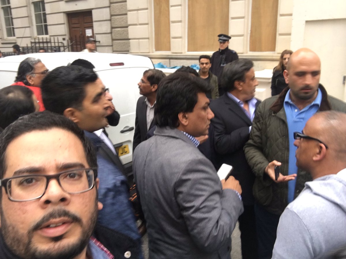 AsadFactor's tweet photo. Earlier today at Park Lane with @wurmian n @AsimKhanPTI
#GoNawazGo
#ProtestAgainstPM https://t.co/1A0GRLSW7B