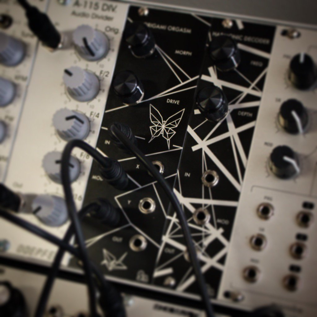 Focus #origamiorgasm #eurorack #synth #modular #harmonicdecoder