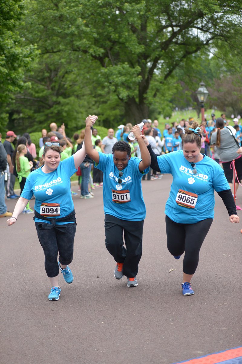 Ms_Dougherty's tweet photo. #Bywood ran the #BradSchoener5K on Saturday to support music and the arts in Upper Darby 💚💛🏃🏻#BywoodPride https://t.co/fRAv7jOuwW