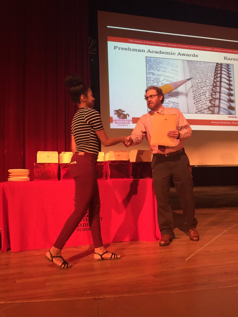 AricThomas1's tweet photo. Great award ceremony tonight. Thanks for attending the Evening of Excellence! https://t.co/3zUWzSteNJ